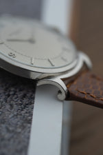 Very Rare Vacheron Constantin, Scroll Lug "Ricciolo" | Platinum (c. 1949)