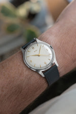 Doxa Jumbo “Calatrava” | Ref. 9815-A1 | Like New Old Stock w. Original Papers and Hang Tag (c. 1958)
